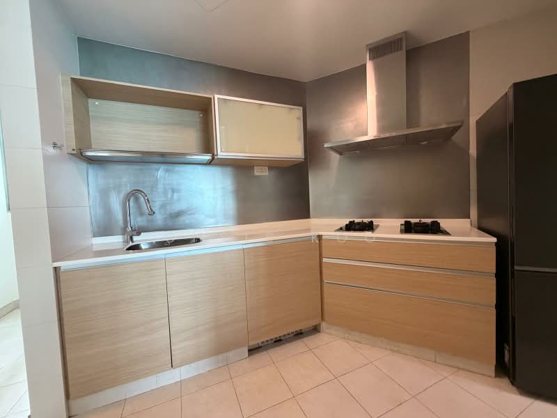 The Azure, 201 Ocean Drive, 3 Bedrooms, 1,776 sqft, Condominium For Rent, by Chris Koo, 500239016 - Kitchen - PropertyGuru.com.sg