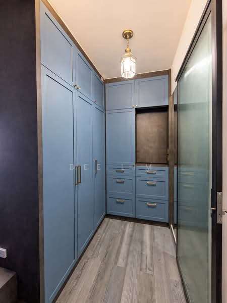 140B Corporation Drive, 140B Corporation Drive, Room Rental, 140 sqft, HDB Flat For Rent, by Bee Lim, 500239023 - Walk in wardrobe - PropertyGuru.com.sg