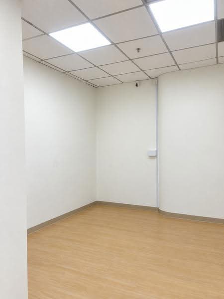 Furama City Centre, 60 Eu Tong Sen Street, Boat Quay / Raffles Place / Marina, 441 sqft, Mall Shop For Rent, by Darryl Ng, 500239039 - Interior - CommercialGuru.com.sg