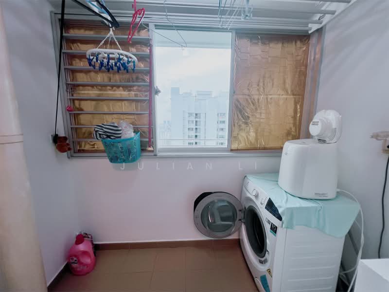 127C Kim Tian Road, 127C Kim Tian Road, 2 Bedrooms, 495 sqft, HDB Flat For Sale, by Julian Li, 500239041 - Balcony - PropertyGuru.com.sg