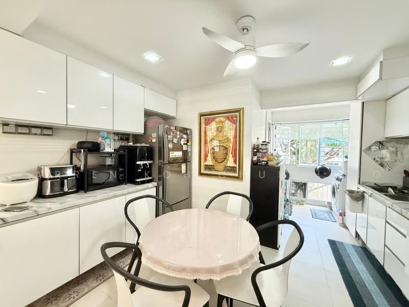 724 Pasir Ris Street 72, 724 Pasir Ris Street 72, 3 Bedrooms, 1,334 sqft, HDB Flat For Sale, by Darren Koh Chun Hong, 500239045 - PropertyGuru.com.sg