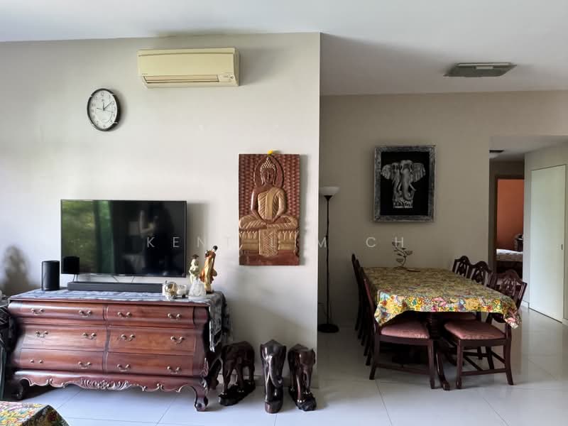 Varsity Park Condominium, 36 West Coast Road, 3 Bedrooms, 1,367 sqft, Condominium For Sale, by Kent Lim CH, 500239046 - Living/ Dining Hall - PropertyGuru.com.sg
