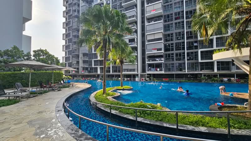 3bed 3bath 1maid Condo Bukit Panjang MRT, Bukit Batok Choa Chu Kang LRT Hillion Mall, Junction 10, , 3 Bedrooms, 1,055 sqft, Condominium For Sale, by Roy Low, 500239049 - Exterior - PropertyGuru.com.sg
