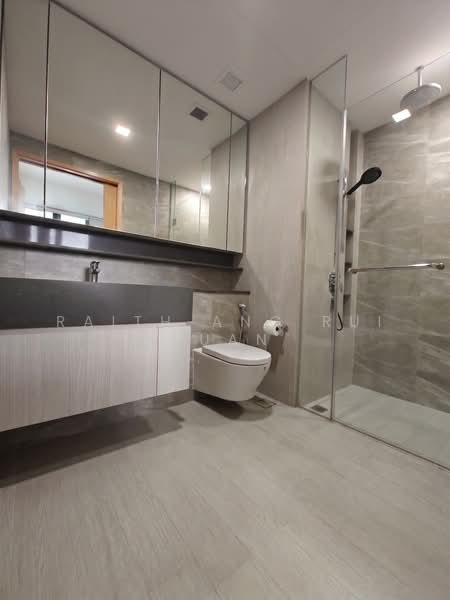 The Jovell, 11 Flora Drive, 1 Bedroom, 441 sqft, Condominium For Sale, by Raith Ang Rui Yuan, 500239052 - Bathroom - PropertyGuru.com.sg