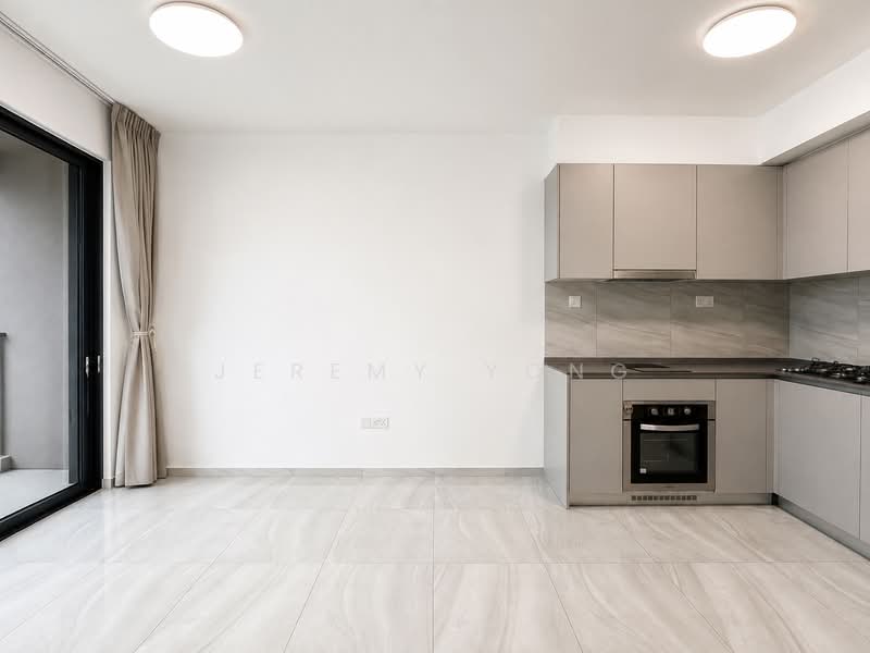 High Park Residences, 23 Fernvale Road, 2 Bedrooms, 592 sqft, Condominium For Rent, by Jeremy Yong, 500239058 - Kitchen - PropertyGuru.com.sg