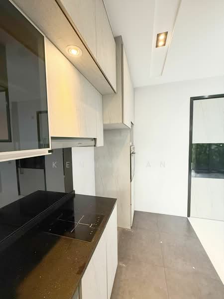 Suites De Laurel, 2 Jalan Anak Bukit, Clementi Park / Upper Bukit Timah, 2 Bedrooms, 722 sqft, Condominium For Rent, by Kenny Tan, 500239060 - PropertyGuru.com.sg