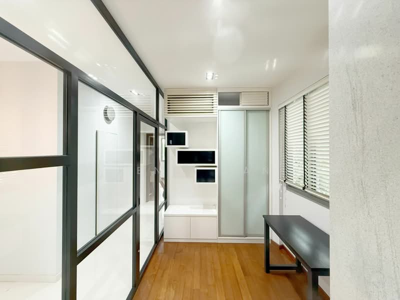 Suites De Laurel, 2 Jalan Anak Bukit, Clementi Park / Upper Bukit Timah, 2 Bedrooms, 722 sqft, Condominium For Rent, by Kenny Tan, 500239060 - PropertyGuru.com.sg
