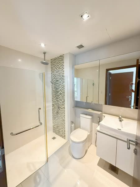 Suites De Laurel, 2 Jalan Anak Bukit, Clementi Park / Upper Bukit Timah, 2 Bedrooms, 722 sqft, Condominium For Rent, by Kenny Tan, 500239060 - PropertyGuru.com.sg