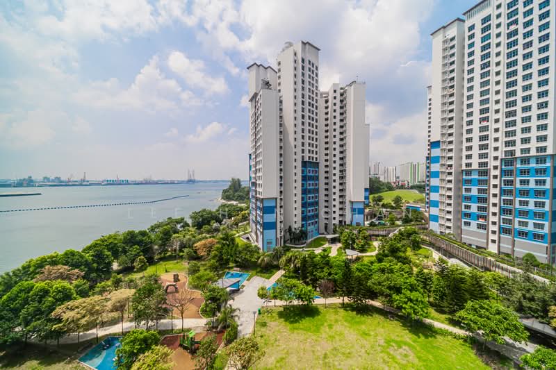 422B Northshore Drive, 422B Northshore Drive, 3 Bedrooms, 1,216 sqft, HDB Flat For Sale, by Lee Hon Chan, 500239065 - Exterior - PropertyGuru.com.sg