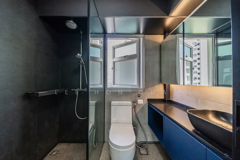 422B Northshore Drive, 422B Northshore Drive, 3 Bedrooms, 1,216 sqft, HDB Flat For Sale, by Lee Hon Chan, 500239065 - Bathroom - PropertyGuru.com.sg