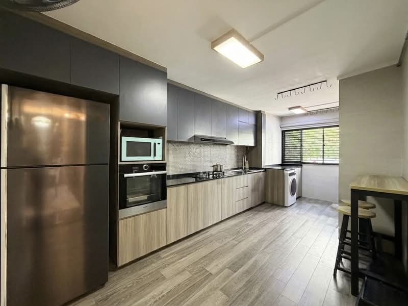 232 Tampines Street 21, 232 Tampines Street 21, Pasir Ris / Tampines, 3 Bedrooms, 1,302 sqft, HDB Flat For Sale, by Fai Muni, 500239085 - Kitchen - PropertyGuru.com.sg