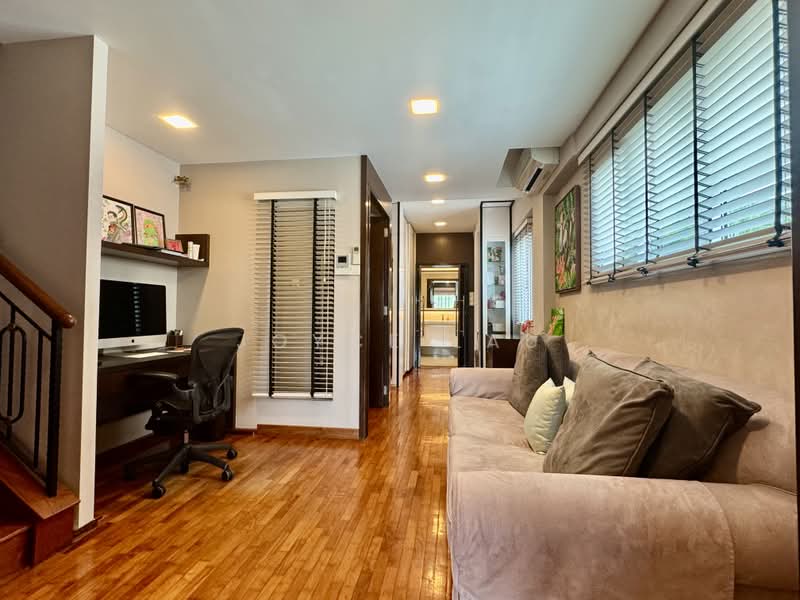 YES!! Affordable Beautiful 3 storey Semi Detach, near Sixth Ave, Sixth Avenue, Jalan Haji Alias, Coronation Road, Holland Road, 4 Bedrooms, 3,650 sqft, Semi-Detached House For Sale, by Joyce Lau, 500239087 - PropertyGuru.com.sg