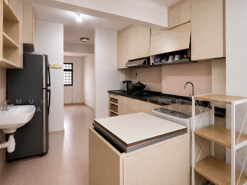 41 Sims Drive, 41 Sims Drive, 3 Bedrooms, 710 sqft, HDB Flat For Sale, by Muhammad Syariz Bin Affandi (Syariz), 500239094 - Kitchen - PropertyGuru.com.sg