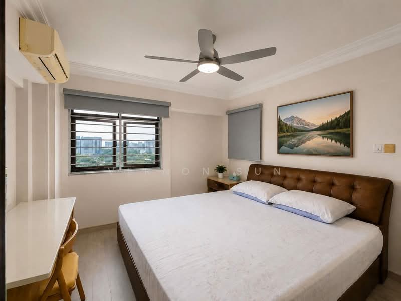 323B Sengkang East Way, 323B Sengkang East Way, 3 Bedrooms, 968 sqft, HDB Flat For Sale, by Vernon Sun, 500239101 - Master Bedroom - PropertyGuru.com.sg