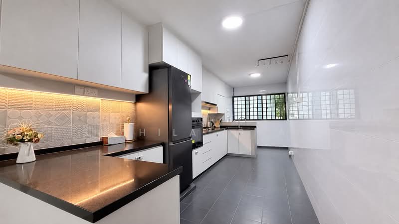 330 Ubi Avenue 1, 330 Ubi Avenue 1, 3 Bedrooms, 1,313 sqft, HDB Flat For Rent, by SHAHILA IRWAN, 500239106 - Kitchen - PropertyGuru.com.sg
