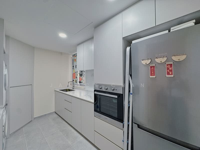 Maysprings, 2 Petir Road, 2 Bedrooms, 807 sqft, Apartment For Sale, by Janice Chan, 500239137 - Kitchen - PropertyGuru.com.sg