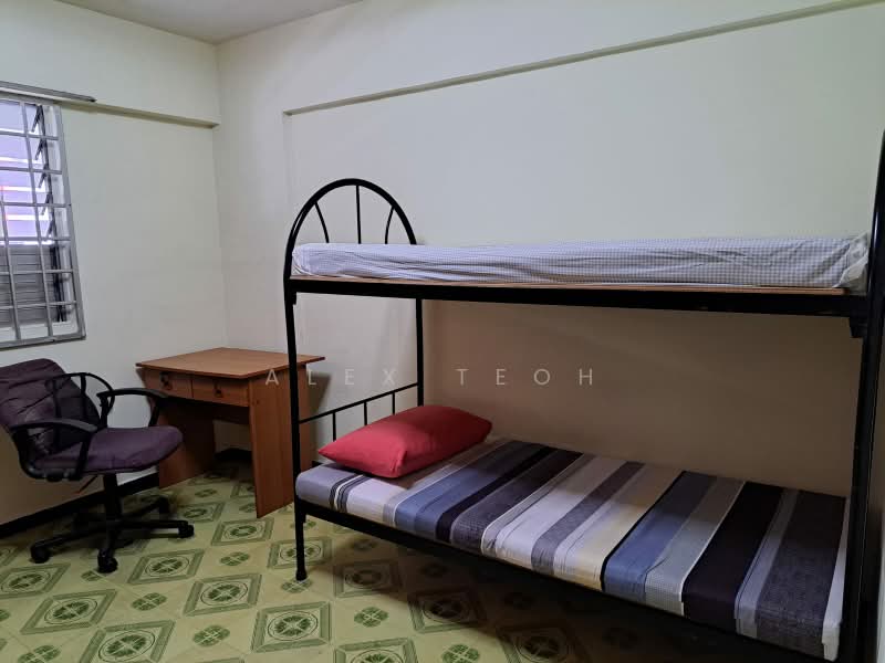 435 Clementi Avenue 3, 435 Clementi Avenue 3, Buona Vista / West Coast / Clementi New Town, Room Rental, 100 sqft, HDB Flat For Rent, by Alex Teoh, 500239159 - Bedroom - PropertyGuru.com.sg