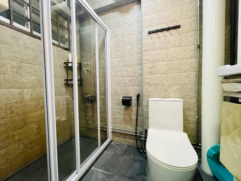 481 Pasir Ris Drive 4, 481 Pasir Ris Drive 4, 3 Bedrooms, 1,130 sqft, HDB Flat For Sale, by Young Chng, 500239166 - Bathroom - PropertyGuru.com.sg