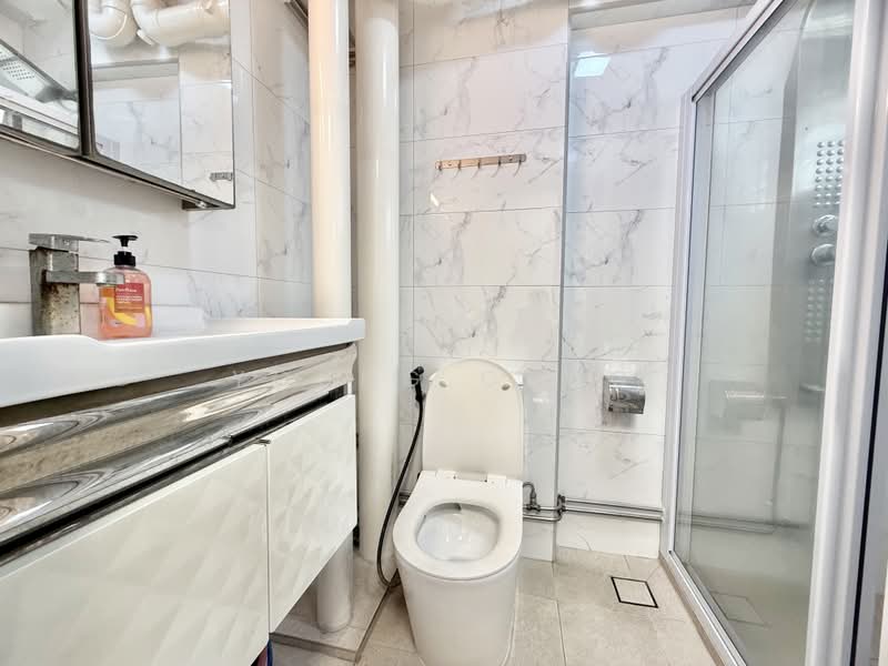 481 Pasir Ris Drive 4, 481 Pasir Ris Drive 4, 3 Bedrooms, 1,130 sqft, HDB Flat For Sale, by Young Chng, 500239166 - Bathroom - PropertyGuru.com.sg