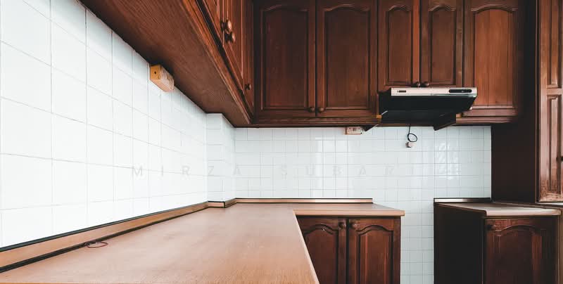 176 Bishan Street 13, 176 Bishan Street 13, Ang Mo Kio / Bishan / Thomson, 3 Bedrooms, 904 sqft, HDB Flat For Sale, by Mirza Subari, 500239219 - Kitchen - PropertyGuru.com.sg