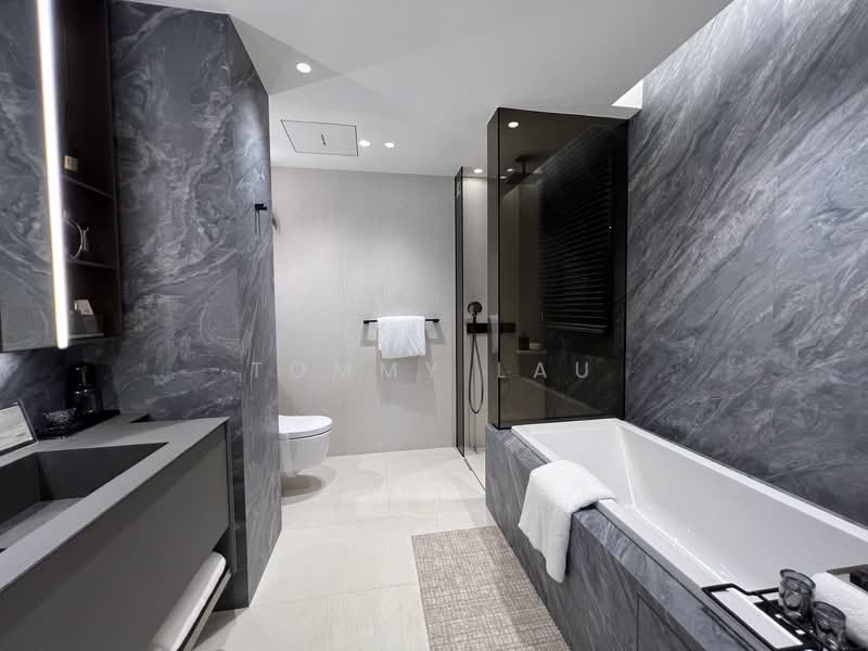Union Square Residences, 28 Havelock Road,, 2 Bedrooms, 721 sqft, Condominium For Sale, by Tommy Lau, 500239221 - Bathroom - PropertyGuru.com.sg