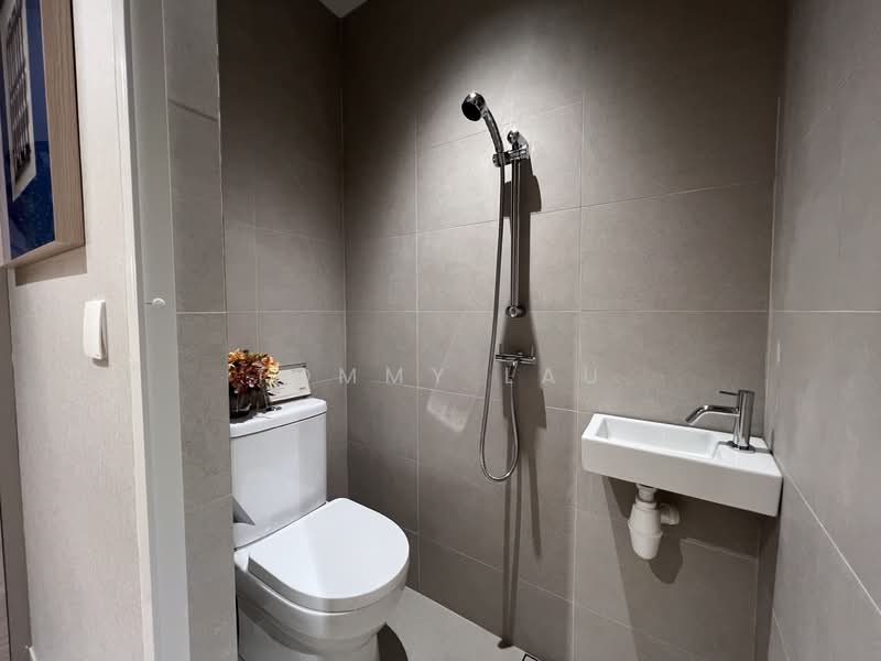 Union Square Residences, 28 Havelock Road,, 2 Bedrooms, 721 sqft, Condominium For Sale, by Tommy Lau, 500239221 - Bathroom - PropertyGuru.com.sg