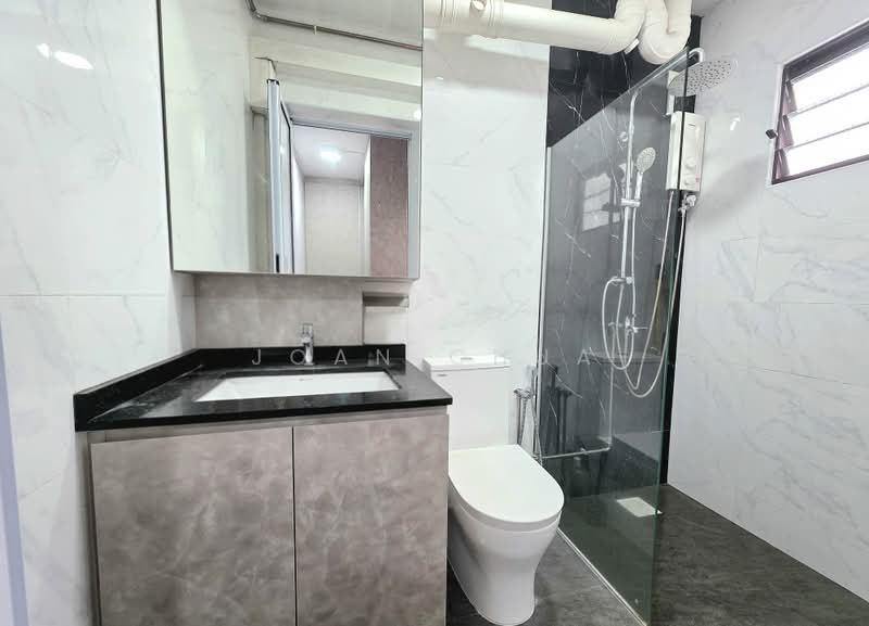 656C Jurong West Street 61, 656C Jurong West Street 61, 3 Bedrooms, 1,205 sqft, HDB Flat For Sale, by Joan Chua, 500239222 - Master Bathroom - PropertyGuru.com.sg