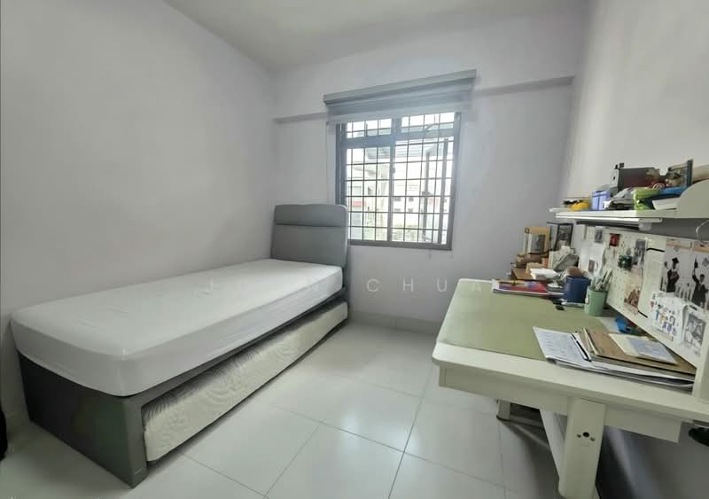 656C Jurong West Street 61, 656C Jurong West Street 61, 3 Bedrooms, 1,205 sqft, HDB Flat For Sale, by Joan Chua, 500239222 - Bedroom - PropertyGuru.com.sg