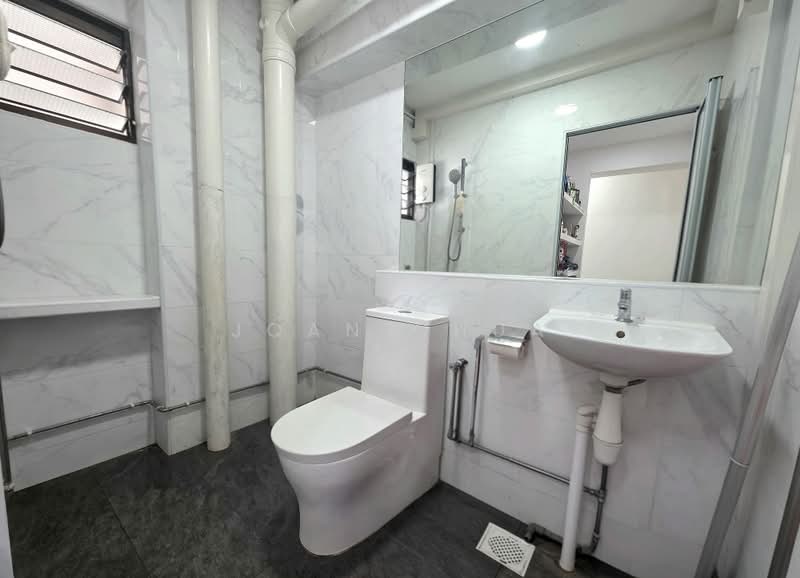 656C Jurong West Street 61, 656C Jurong West Street 61, 3 Bedrooms, 1,205 sqft, HDB Flat For Sale, by Joan Chua, 500239222 - Common Bathroom - PropertyGuru.com.sg