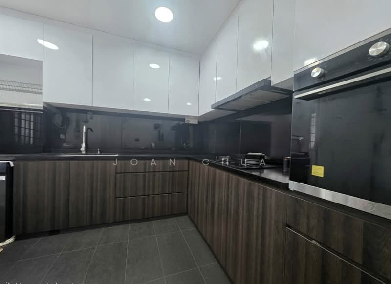 656C Jurong West Street 61, 656C Jurong West Street 61, 3 Bedrooms, 1,205 sqft, HDB Flat For Sale, by Joan Chua, 500239222 - Kitchen - PropertyGuru.com.sg