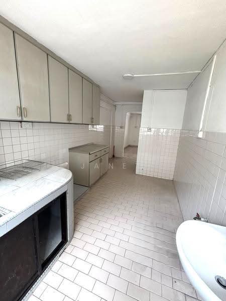 824 Woodlands Street 81, 824 Woodlands Street 81, Admiralty / Woodlands, 3 Bedrooms, 904 sqft, HDB Flat For Sale, by Janet Lim, 500239254 - Kitchen - PropertyGuru.com.sg