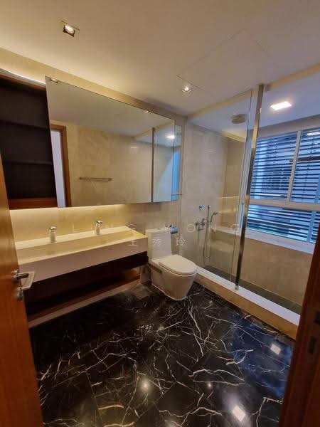 Cabana, , 4 Bedrooms, 2,917 sqft, Cluster House For Sale, by Ling Wong 王秀玲, 500239260 - Master Bathroom - PropertyGuru.com.sg