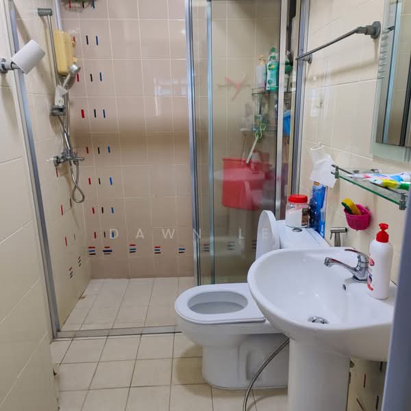 219D Bedok Central, 219D Bedok Central, Room Rental, 100 sqft, HDB Flat For Rent, by Dawn Lee, 500239266 - Bathroom - PropertyGuru.com.sg