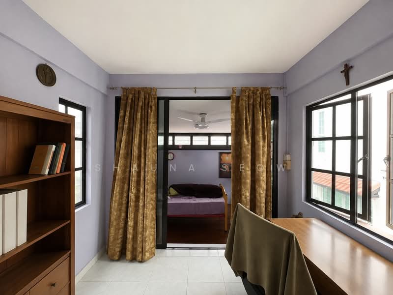 Freehold 1.5 Storey Corner Terrace On Elevated Ground!, Jalan Kuras, Ang Mo Kio / Bishan / Thomson, 4 Bedrooms, 2,000 sqft, Corner Terrace For Sale, by Shauna Seow, 500239270 - Bedroom - PropertyGuru.com.sg