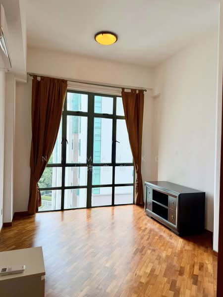 Tanglin Regency, 381 Tanglin Road, 3 Bedrooms, 1,109 sqft, Condominium For Rent, by Norman Koh (许启彰）, 500239285 - Master Bedroom - PropertyGuru.com.sg