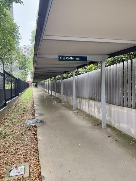Tanglin Regency, 381 Tanglin Road, Tanglin / Holland / Bukit Timah, 3 Bedrooms, 1,109 sqft, Condominium For Rent, by Norman Koh (许启彰）, 500239285 - Sheltered Walkway to Redhill MRT - PropertyGuru.com.sg
