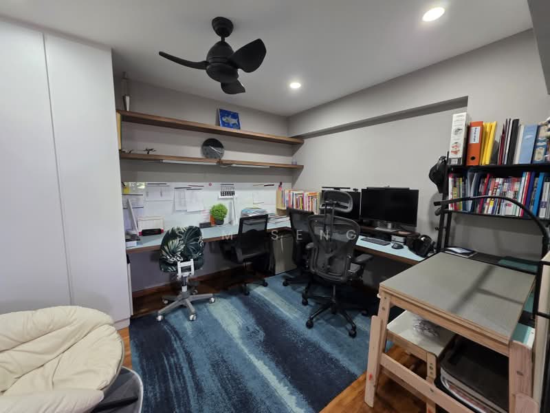 11 Toh Yi Drive, 11 Toh Yi Drive, 3 Bedrooms, 1,313 sqft, HDB Flat For Sale, by Sim Seng, 500239298 - Common Room w Study - PropertyGuru.com.sg