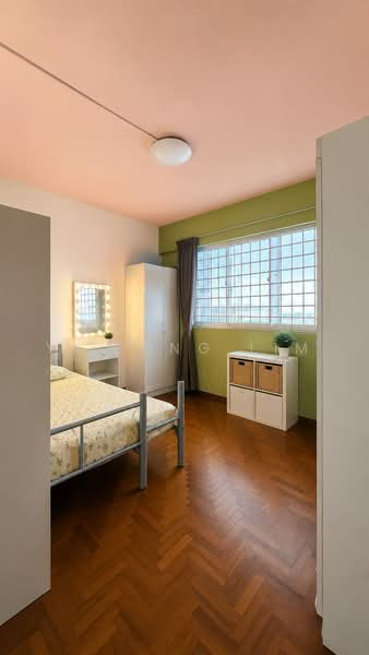407 Jurong West Street 42, 407 Jurong West Street 42, 4 Bedrooms, 1,614 sqft, HDB Flat For Sale, by Yi Long Lim, 500239311 - Bedroom - PropertyGuru.com.sg