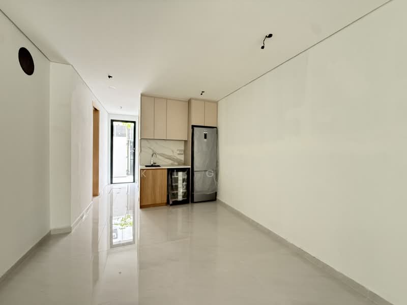 LANDED7772@BRAND NEW TERRACE AT SIGLAP READY TO MOVE IN SOON, GOOD PRICE!, Siglap Road, Jalan Tua Kong, Frankel Estate, 5 Bedrooms, 4,980 sqft, Terraced House For Sale, by K L Goh, 500239317 - Kitchen - PropertyGuru.com.sg