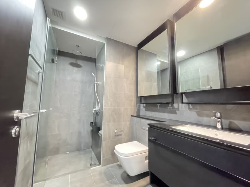 Park Colonial, 8 Woodleigh Lane, 1 Bedroom, 463 sqft, Condominium For Sale, by Michelle Tan, 500239321 - Bathroom - PropertyGuru.com.sg