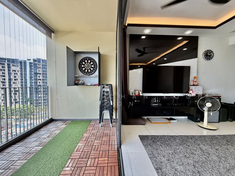 The Amore, 53A Edgedale Plains, 4 Bedrooms, 1,227 sqft, Executive Condominium For Sale, by Vincent Chan Koon Koon, 500239337 - Balcony - PropertyGuru.com.sg