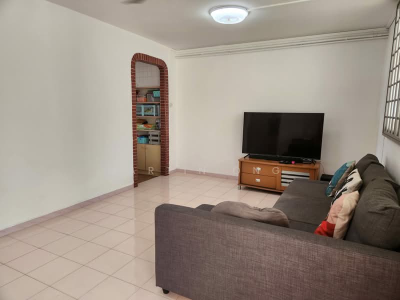 132 Bedok Reservoir Road, 132 Bedok Reservoir Road, 3 Bedrooms, 904 sqft, HDB Flat For Sale, by Martin Ong, 500239345 - Living Room - PropertyGuru.com.sg