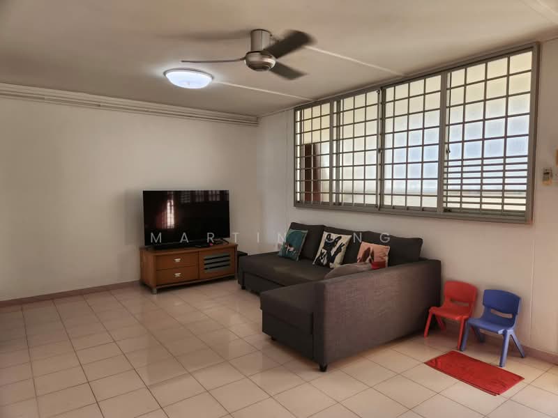 132 Bedok Reservoir Road, 132 Bedok Reservoir Road, 3 Bedrooms, 904 sqft, HDB Flat For Sale, by Martin Ong, 500239345 - Living Room - PropertyGuru.com.sg