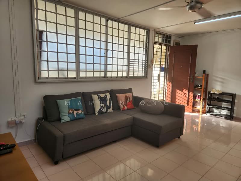 132 Bedok Reservoir Road, 132 Bedok Reservoir Road, 3 Bedrooms, 904 sqft, HDB Flat For Sale, by Martin Ong, 500239345 - Living Room - PropertyGuru.com.sg