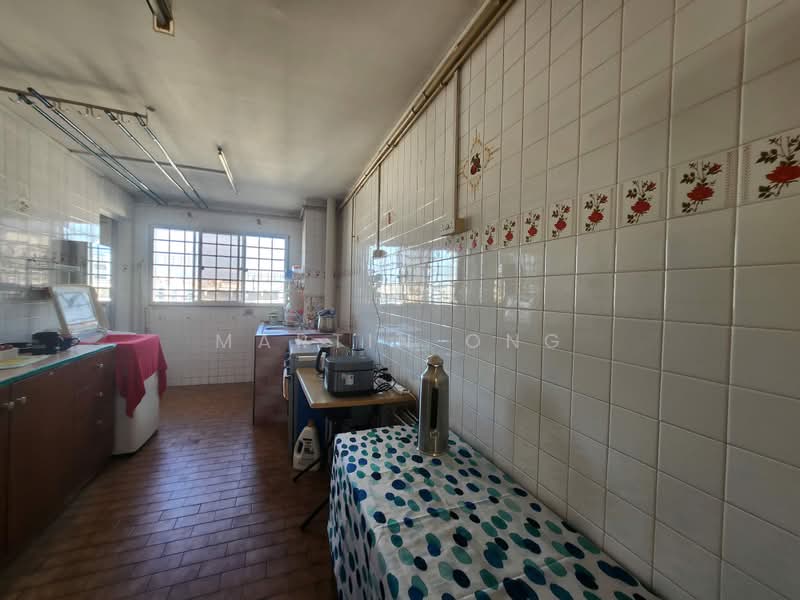 132 Bedok Reservoir Road, 132 Bedok Reservoir Road, 3 Bedrooms, 904 sqft, HDB Flat For Sale, by Martin Ong, 500239345 - Kitchen - PropertyGuru.com.sg