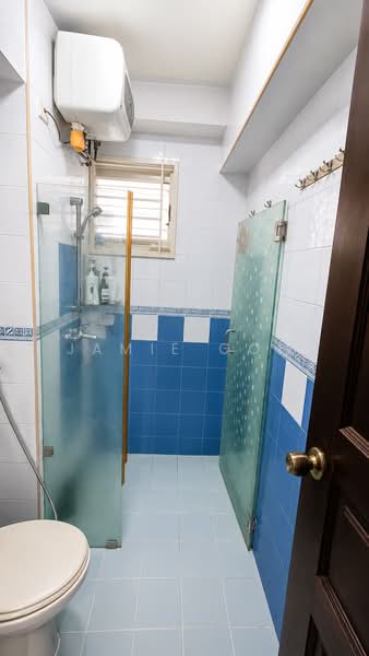 407B Fernvale Road, 407B Fernvale Road, Room Rental, 100 sqft, HDB Flat For Rent, by Jamie Goh, 500239362 - Bathroom - PropertyGuru.com.sg