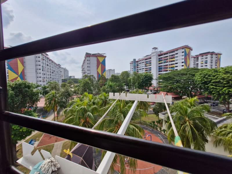 122 Bedok North Street 2, 122 Bedok North Street 2, 2 Bedrooms, 700 sqft, HDB Flat For Rent, by Rahat Khan, 500239371 - PropertyGuru.com.sg