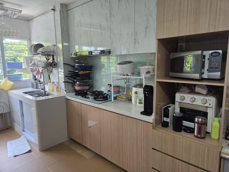 586 Cheng San Court, 586 Ang Mo Kio Avenue 3, Room Rental, 250 sqft, HDB Flat For Rent, by Zack Ng, 500239377 - Kitchen - PropertyGuru.com.sg
