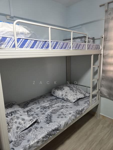 586 Cheng San Court, 586 Ang Mo Kio Avenue 3, Room Rental, 250 sqft, HDB Flat For Rent, by Zack Ng, 500239377 - Bedroom - PropertyGuru.com.sg