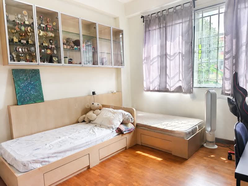 Freehold Landed Living Lifestyle without the Hassle of Maintenance, 22 Sirat Road, 4 Bedrooms, 2,013 sqft, Apartment For Sale, by Johanes ., 500239384 - Bedroom 1 - PropertyGuru.com.sg